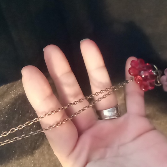 Vintage glass Flower beaded flower oval link chain necklace. Very pretty. - Picture 4 of 8